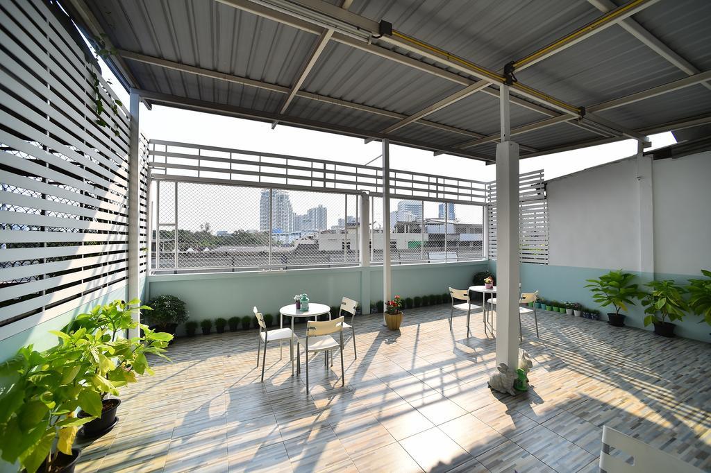 Take A Rest Hotel Bangkok Eksteriør billede